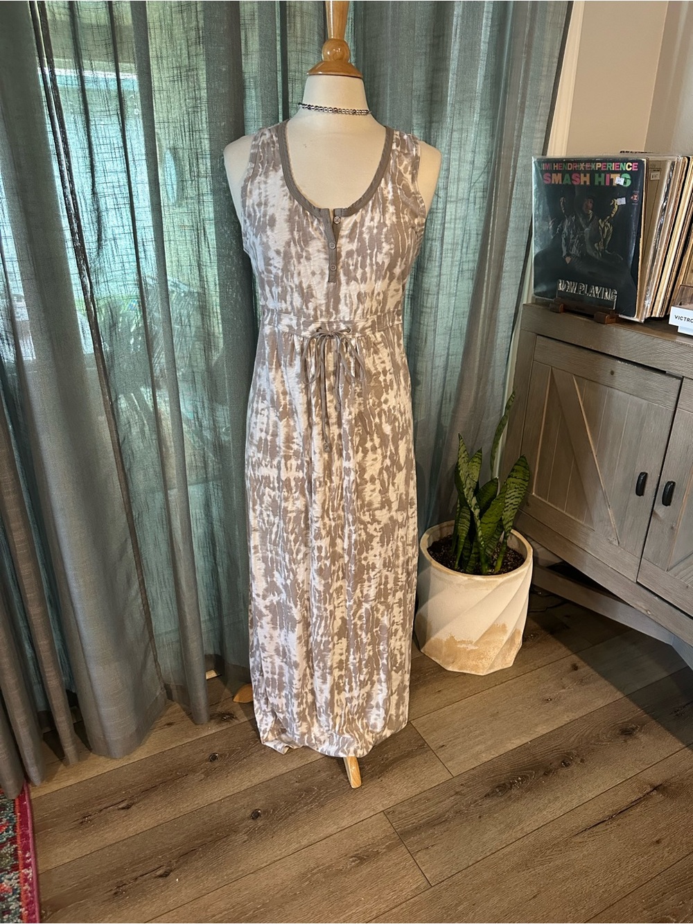 Eddie Bauer Neutral Tie-Dye Scoop Neck Maxi Dress